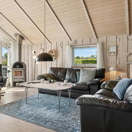 Feriehus Four-bedroom In